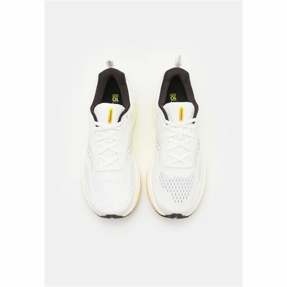 "Saucony Surge 3 Vit – slitstark yttersula med grepp"