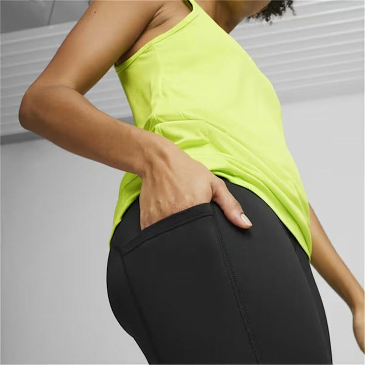 V5HBC19EF42E47327ED215D8CDE5E96AEECR5470058P5