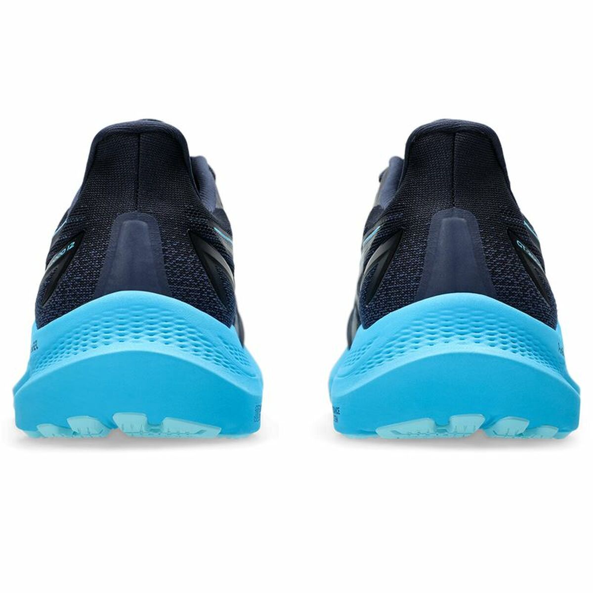 "Asics GT-2000 12 herr sko med stabil konstruktion och mjuk passform"