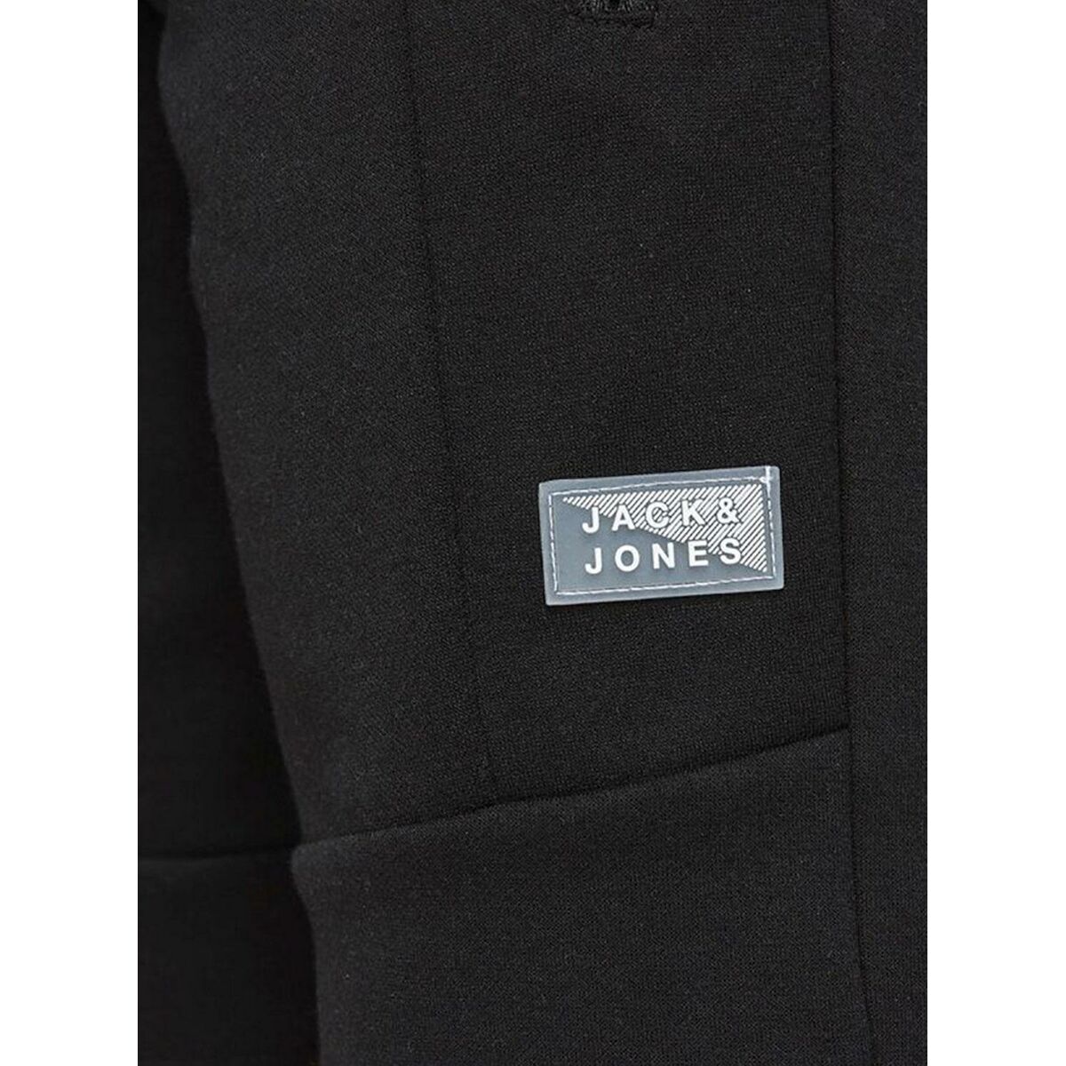 V8H92C2502CE3D75D2A9A0AC58A5A01A199R5822555P2