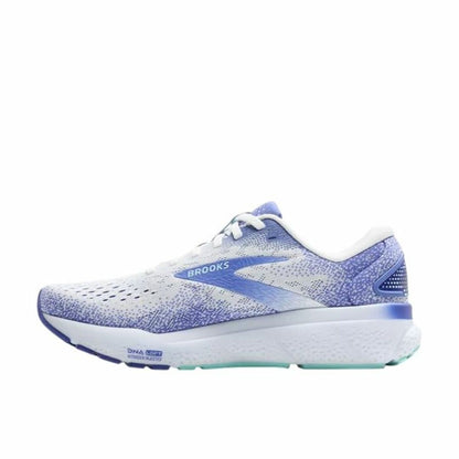 "Brooks Ghost 16 – ventilerande mesh-ovandel och stabil hälkappa"