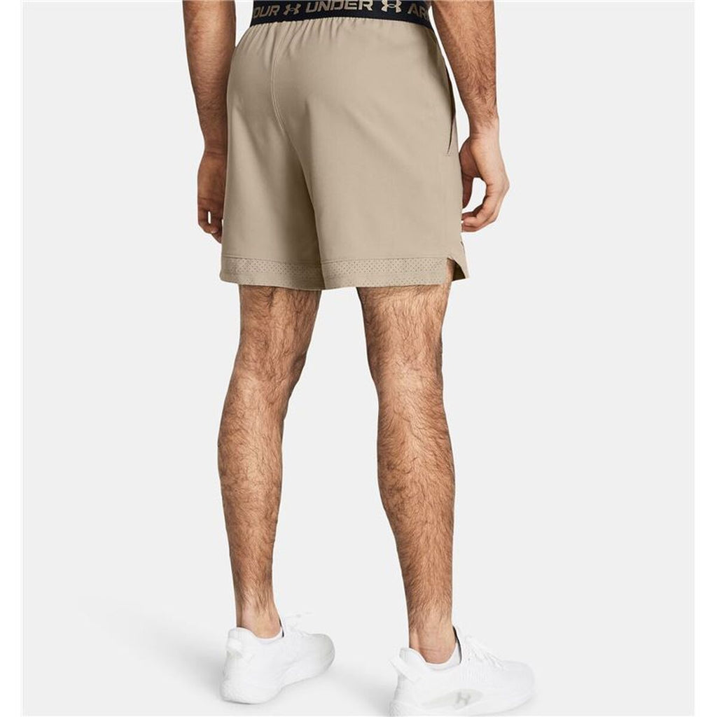 "Under Armour Vanish Woven 6In sportshorts herr beige från sidan"