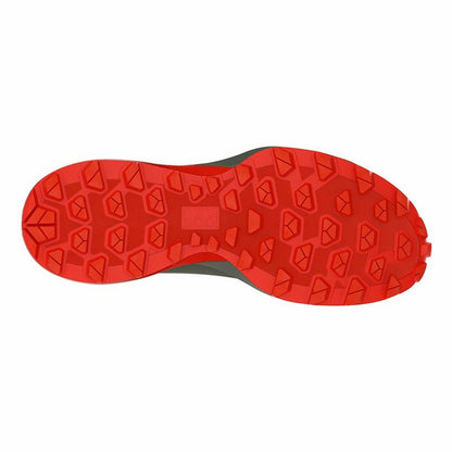 "Salewa Ultra Oliv robust yttersula med aggressivt greppmönster"