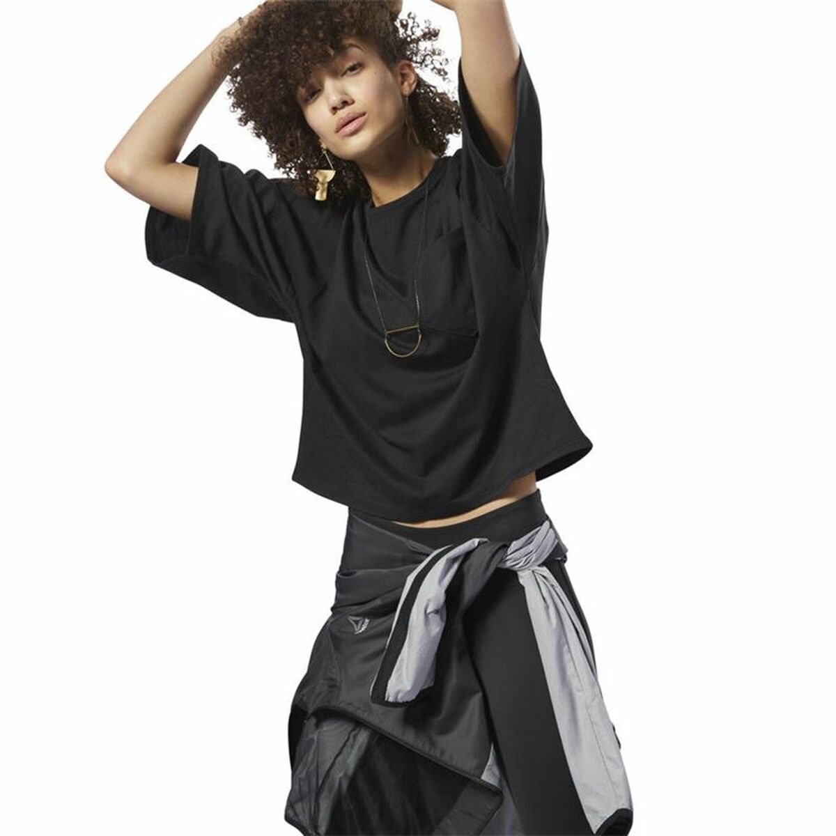 V8HF58A37BA7CBAFA18060925B0E4C8355ER4763091P3