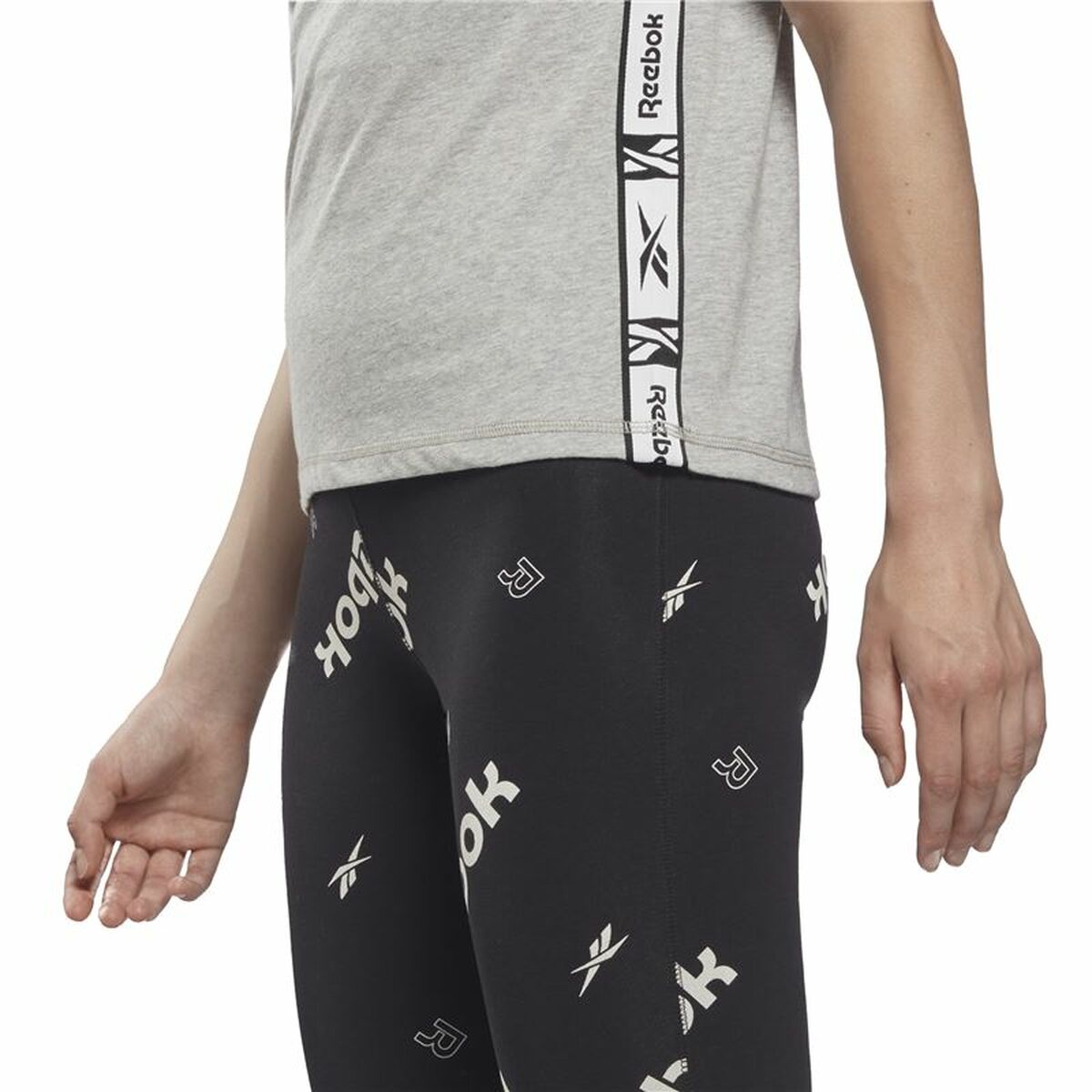 V7H0CCA2D2C9DC685D73C4F30AC6BF32899R4746108P5