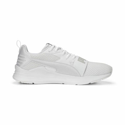 "Puma Wired Run Pure unisex löparsko vit med EVA-dämpning"