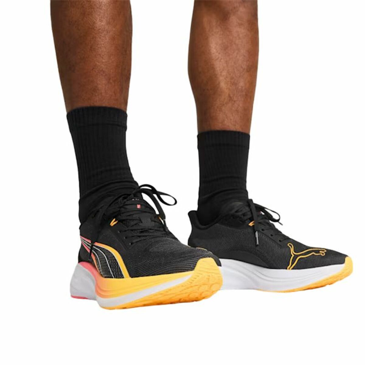 "Puma Darter Pro detaljbild logotyp unisex"