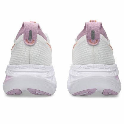 "Asics Gel-Nimbus 27 premium löparsko dam i vit design"