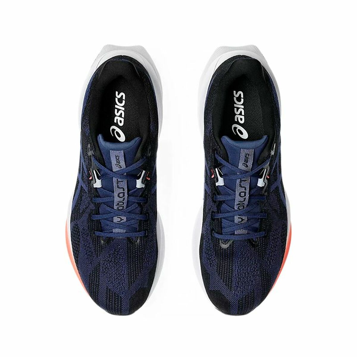 "Asics Dynablast 5 ovandel i ventilerande engineered mesh"