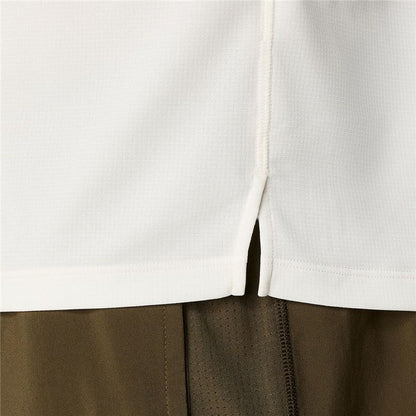"Asics Core kortärmad t-shirt herr beige detalj"