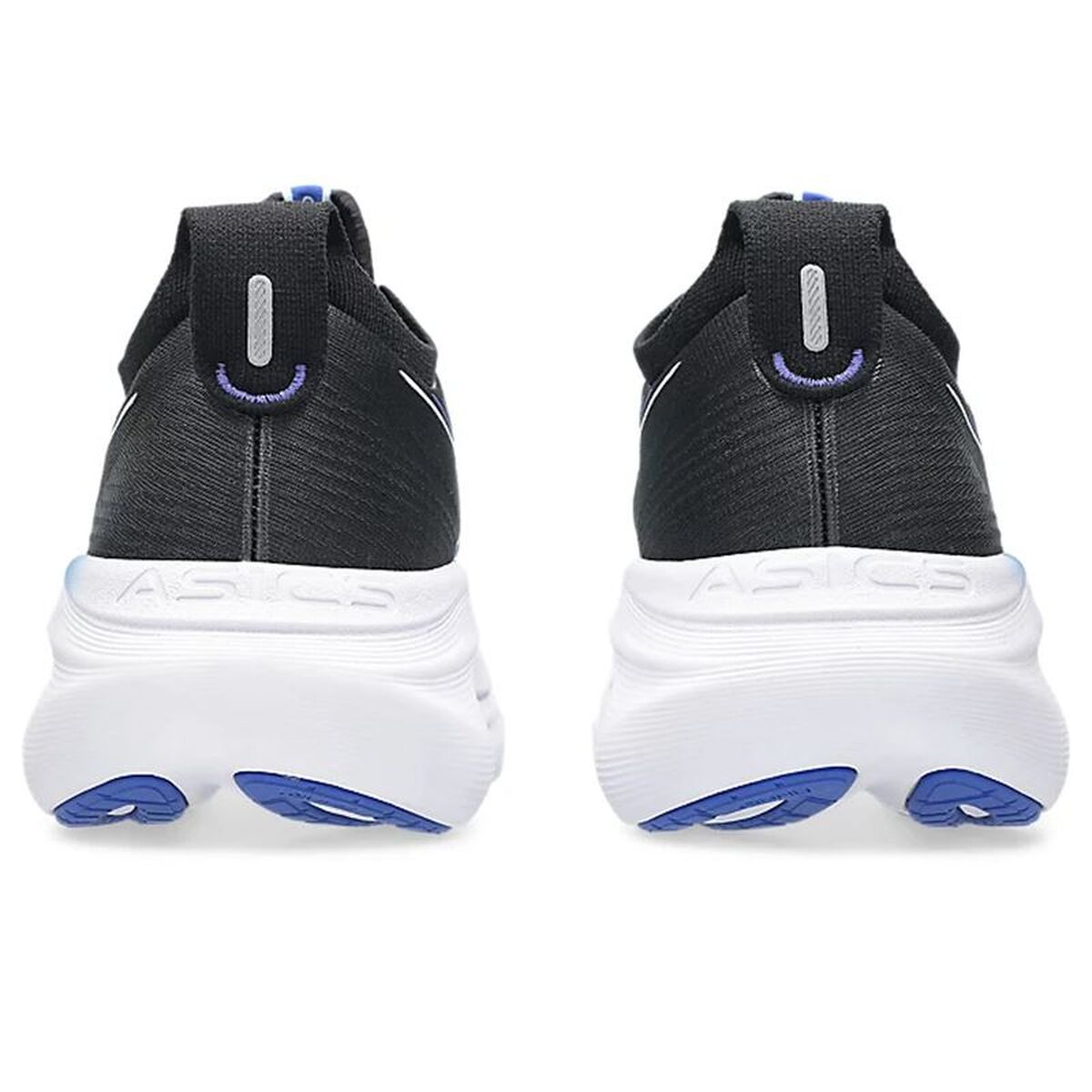 "Asics Gel-Nimbus 27 bakifrån två skor svart