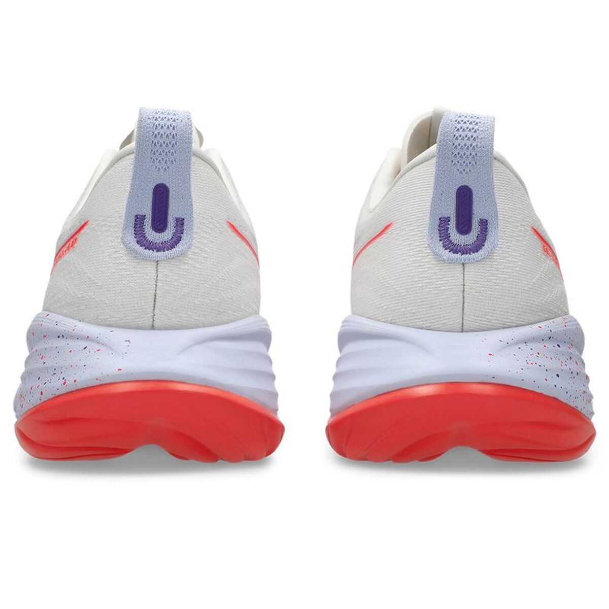 "Asics Gel-Cumulus 27 Tokyo bakifrån två skor beige"