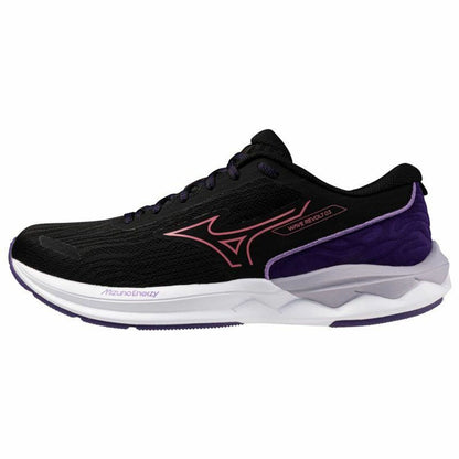 "Mizuno Wave Revolt 3 – ergonomisk passform och stabil hälkappa"