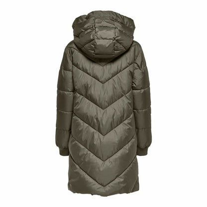 "Only JDYSKYlar sportjacka dam – baksida med elegant passform."