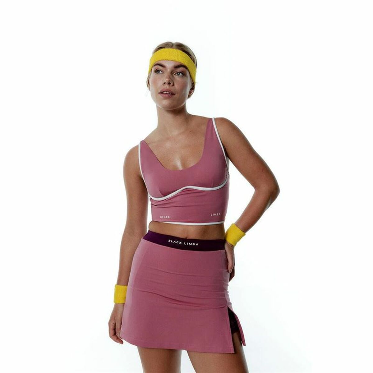 V3H285A564A3C0DC83DA1DEAF9CE2396A03R6082570P4