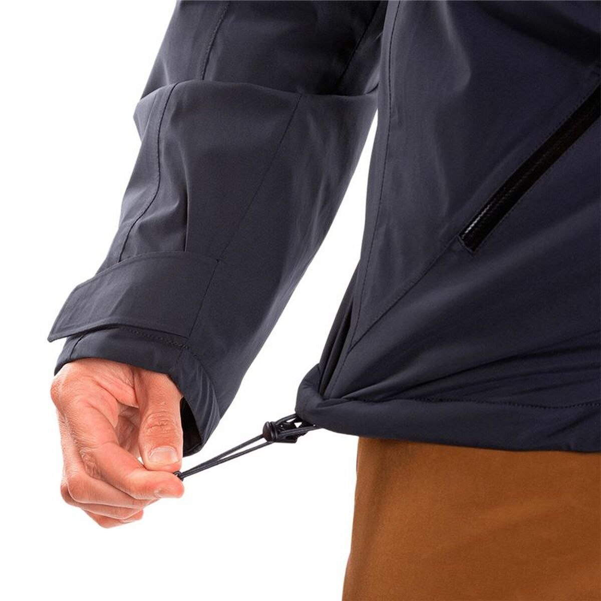 "Sportig mörkblå Trangoworld Quercos Termic jacka för herr – varm och funktionell design."