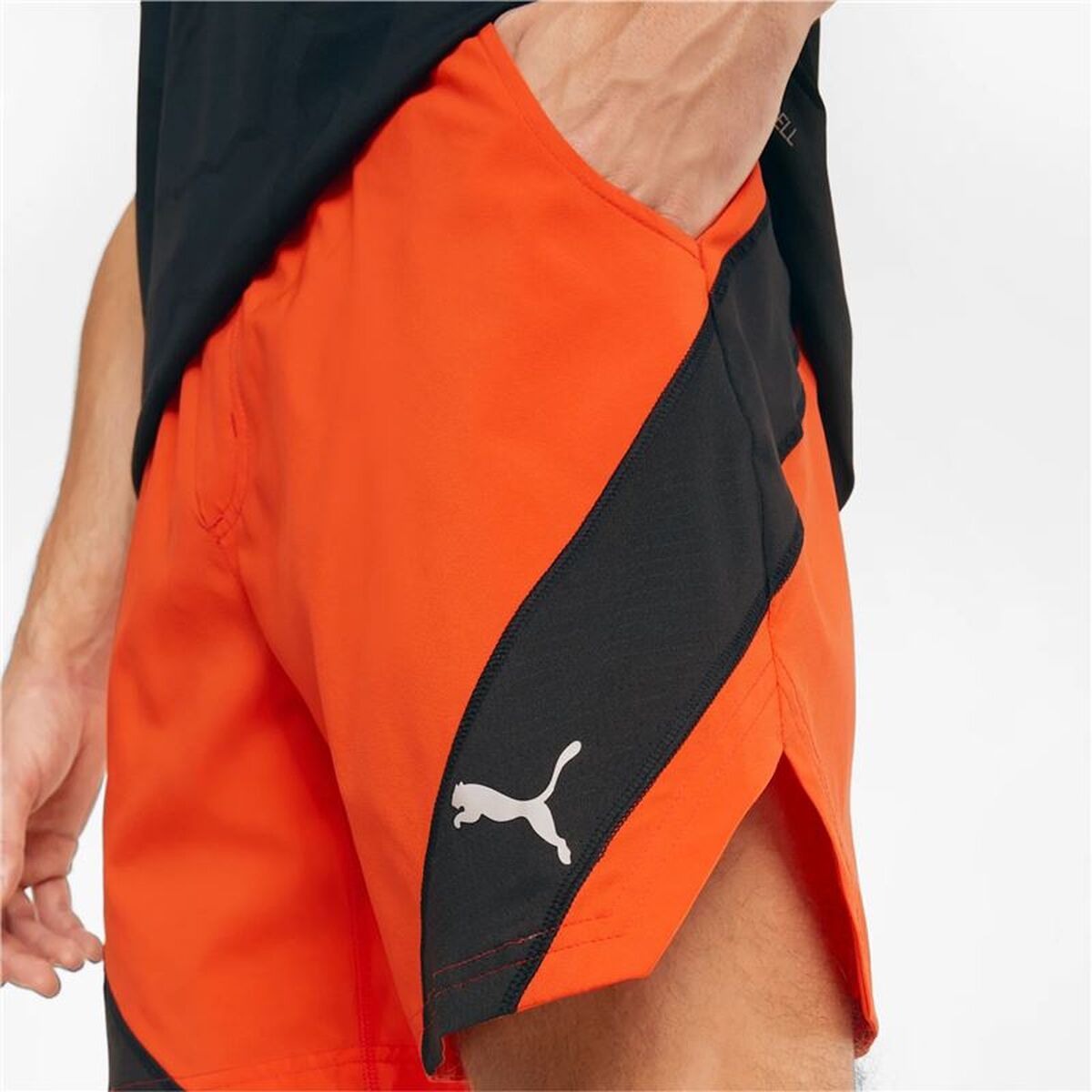 "Puma Vent Woven shorts sida orange"